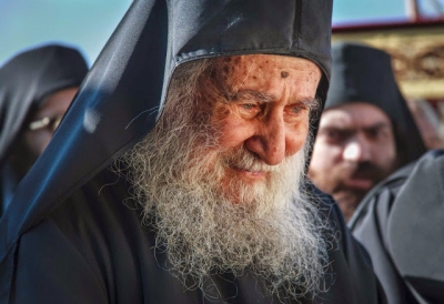 Η ΕΠΙΣΚΕΨΗ (ποίημα με ΠΡΟΦΗΤΕΙΕΣ του ΓΕΡΟΝΤΑ ΙΩΣΗΦ του ΒΑΤΟΠΑΙΔΙΝΟΥ!)